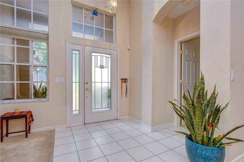 5 bedroom Single Family Residence at 2202 Longmore Circle, Bloomingdale, Valrico — photo 3