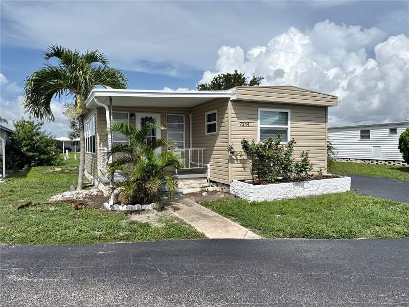 2 bedroom Mobile Home at 7244 Mount Fairfield Road #530, Mobel Americana Mobile Home Park Unrec, St Petersburg — photo 2