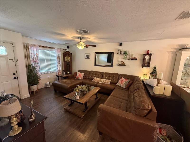3 bedroom Single Family Residence at 1739 Tayloe Lane, Sylvan Shores Estate Sec A, Lake Placid — photo 5