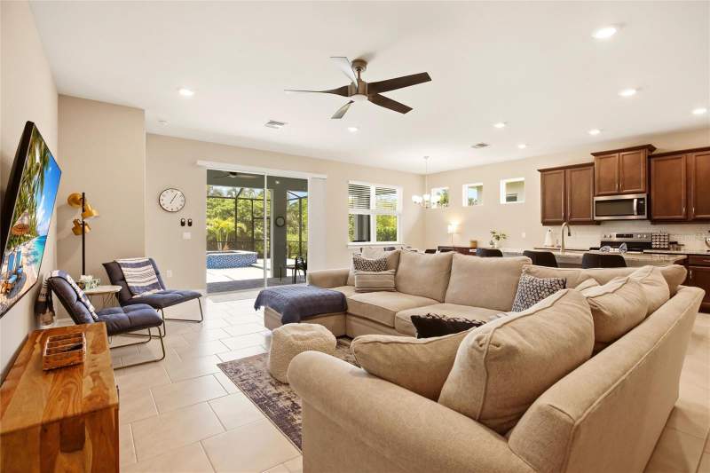 4 bedroom Single Family Residence at 844 Heather Lake Avenue, Stonewater A Sub, Cape Coral — photo 3