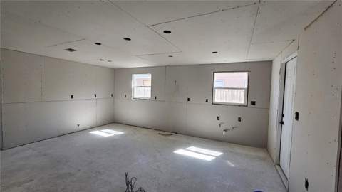 5519 Denver Street, St Petersburg FL - photo 8 of 58
