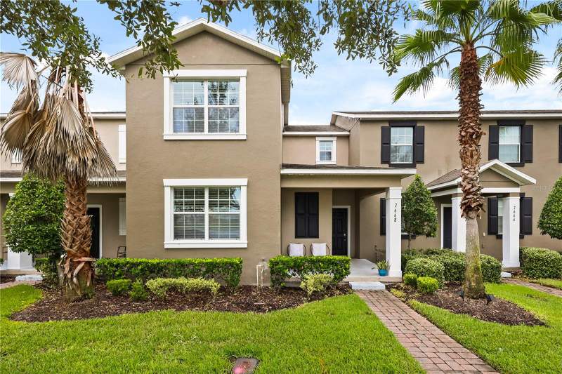 4 bedroom Townhouse at 7668 Fairgrove Avenue, Windermere Sound Ph 2, Windermere — photo 3