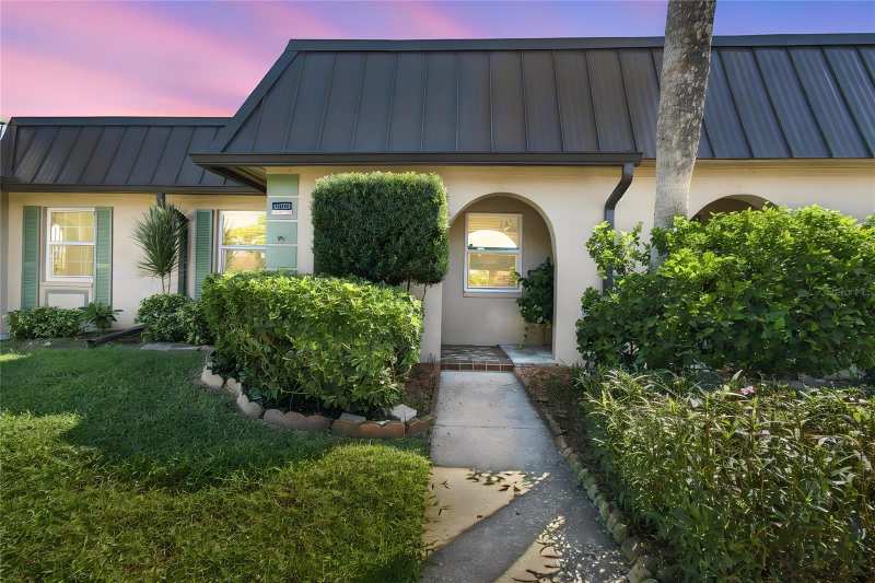 2 bedroom Condominium at 4350 Sunstate Drive #4, Gardens Beacon Square, New Port Richey — photo 1
