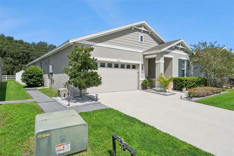 4 bedroom Single Family Residence at 5204 Meadow Song Drive, Spring Creek, Okahumpka — photo 2