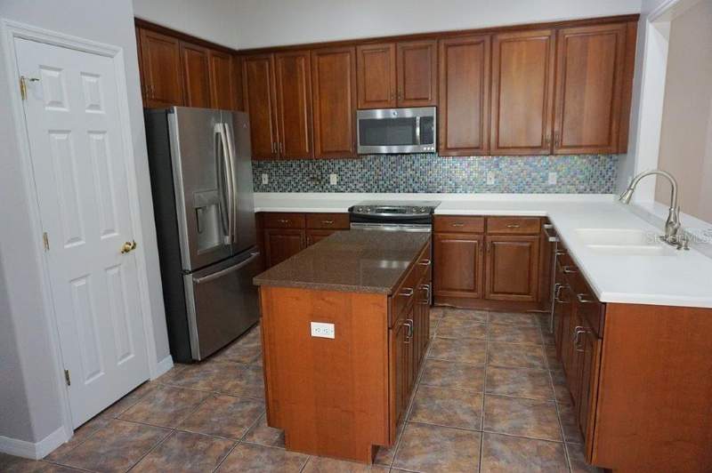 3 bedroom Townhouse at 8406 Frescada Court, Vizcaya Twnhms 46/140, Orlando — photo 5