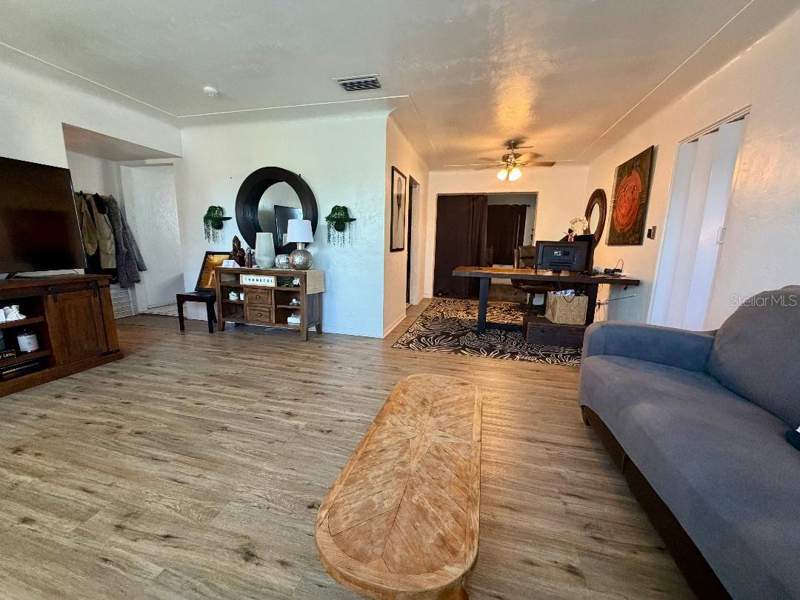2 bedroom Single Family Residence at 3624 Abington Avenue, Perrys Skyview Sub, St Petersburg — photo 4