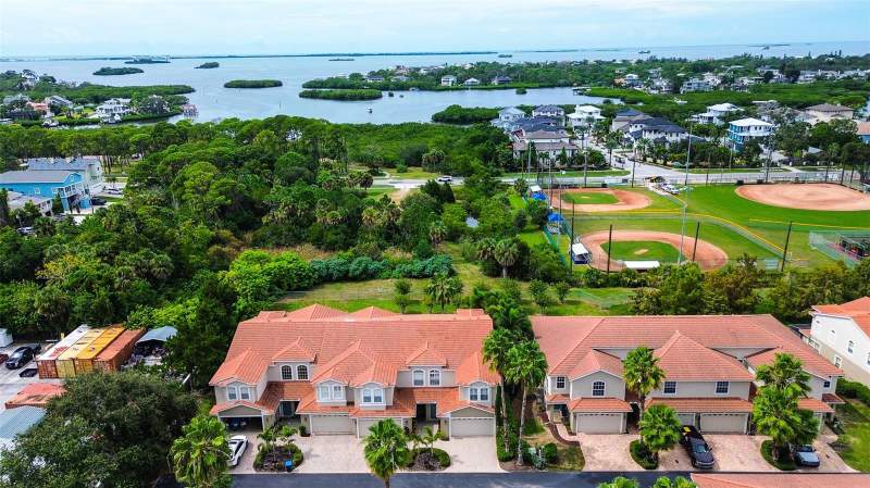 3 bedroom Townhouse at 1266 Ribolla Drive, Villas Of San Marino At Palm Harbor, Palm Harbor — photo 2