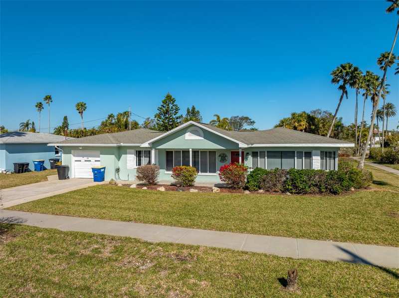 3 bedroom Single Family Residence at 66 Kipling Plaza, Mandalay Sub, Clearwater Beach — photo 1