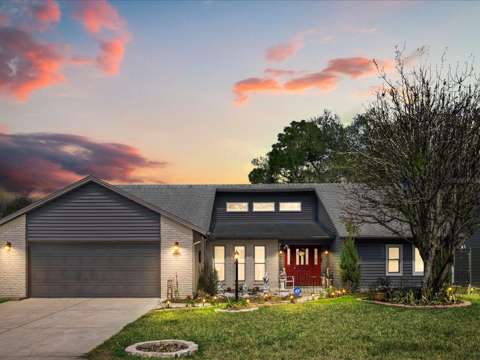 34515 Cedarfield Drive, golf community for sale in Dade City