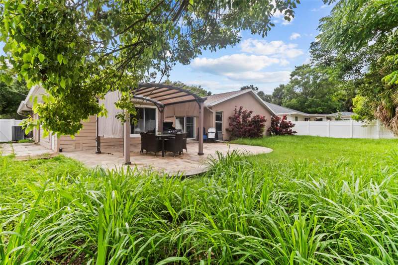 5 bedroom Single Family Residence at 55 Velma Drive, Velma Manor, Largo — photo 4