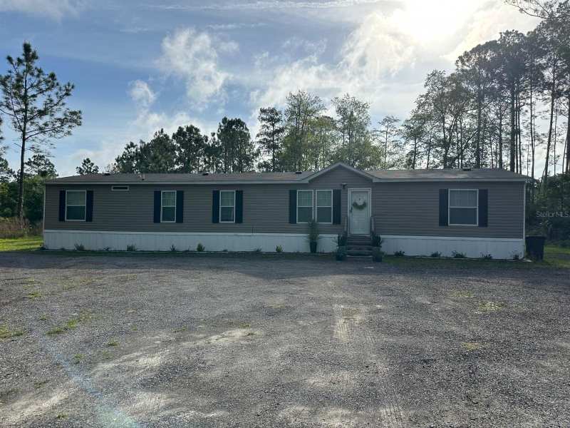 5 bedroom Manufactured Home at 1583 Beech Boulevard, Daytona North Sub, Bunnell — photo 1