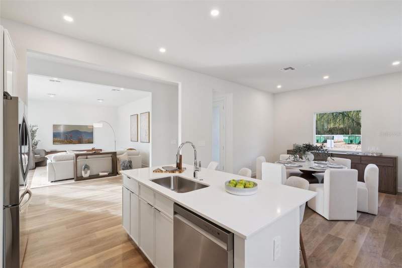 4 bedroom Single Family Residence at 451 Skyfield Court, Boulevard Oaks Of Lady Lake, Lady Lake — photo 5