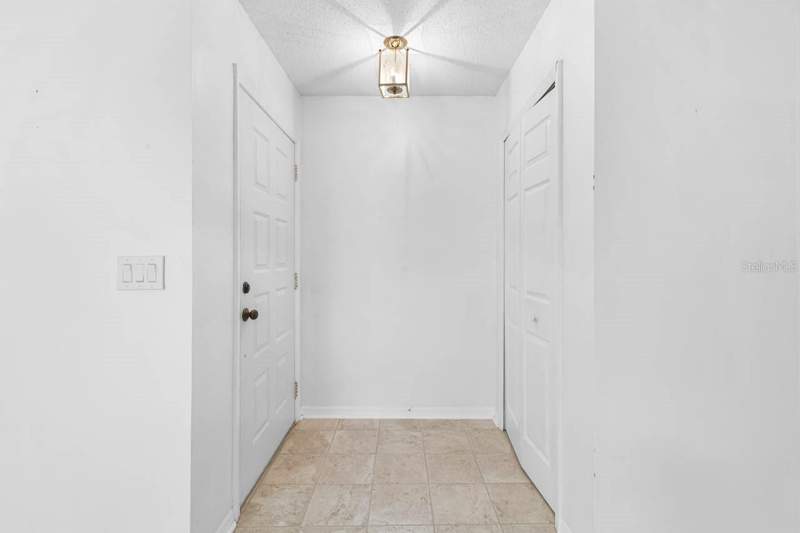 2 bedroom Single Family Residence at 1001 Ardmore Way, Sun City Center Unit 40, Sun City Center — photo 5