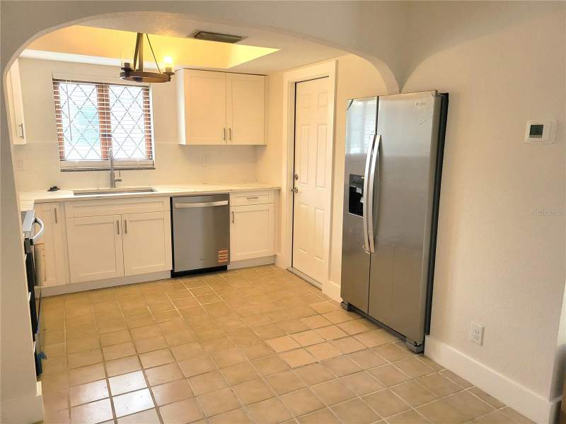 3 bedroom Single Family Residence at 1835 Maryland Avenue, Shoreacres Center, St Petersburg — photo 4