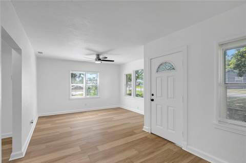 4355 58th Avenue, St Petersburg FL - photo 7 of 36