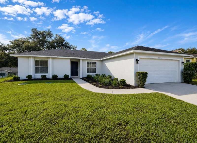 3 bedroom Single Family Residence at 10814 Crescendo Loop, Lake Crescent Pines East Sub, Clermont — photo 1