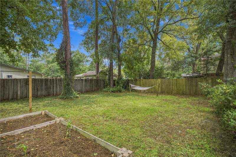 3 bedroom Single Family Residence at 4319 NW 29th Terrace, Springtree Unit II, Gainesville — photo 5
