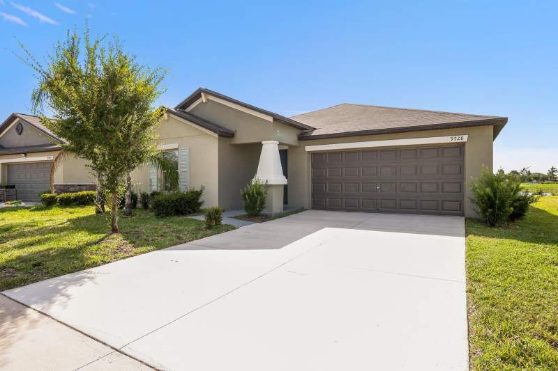 3 bedroom Single Family Residence at 9728 Channing Hill Drive, Belmont South Phase 2D Paseo Al Mar Blvd, Ruskin — photo 2