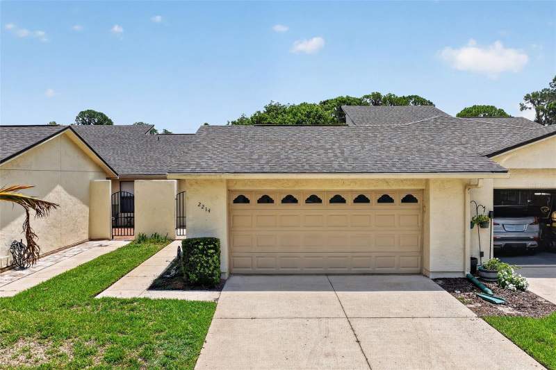 2 bedroom Condominium at 2214 Cypress Cove Drive #4, Tavares Cypress Cove Condo, Tavares — photo 2