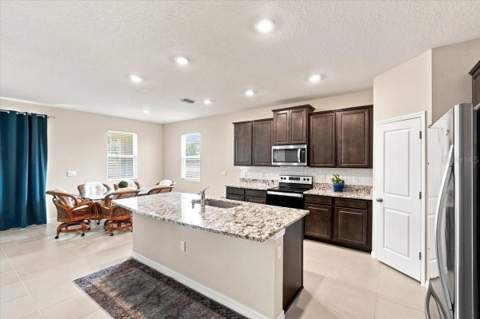 3804 N Maryland Avenue, Plant City FL - photo 13 of 56
