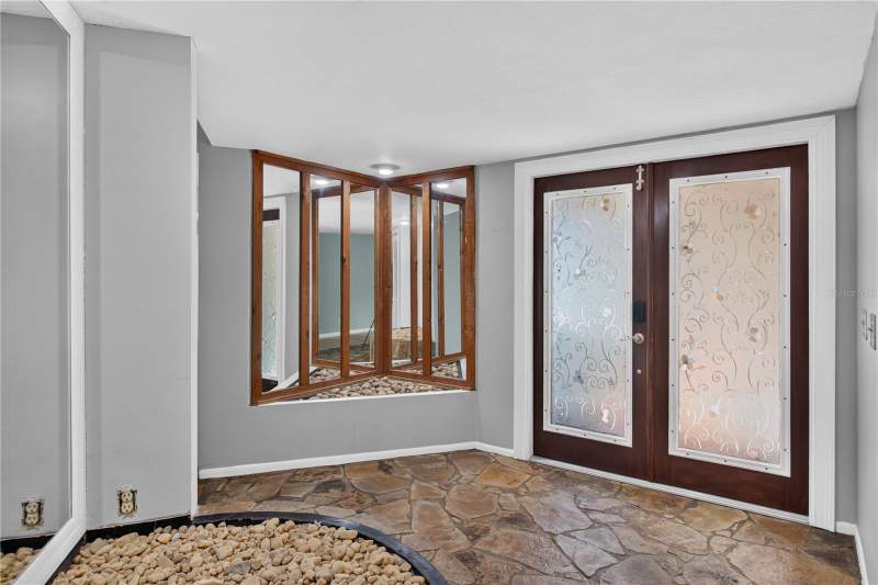 4 bedroom Single Family Residence at 10 Linden Lane, Westlake Village, Palm Harbor — photo 4