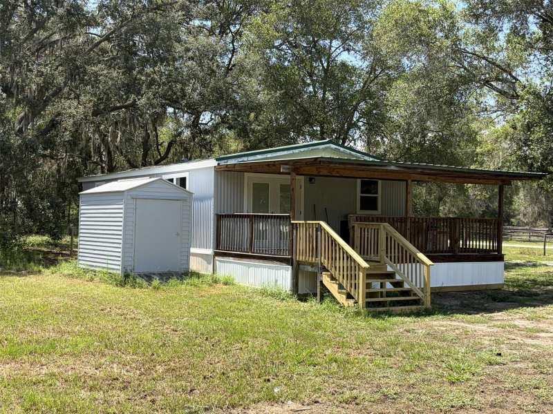 2 bedroom Manufactured Home at 7654 W Newcastle Court, Mini Farms Unit 05A Unrec, Dunnellon — photo 1