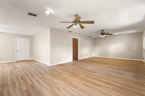 17911 Beach Street, Umatilla FL - photo 7 of 40