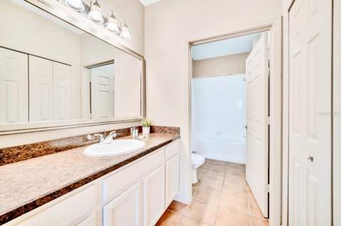 14200 Avalon Road #426, Winter Garden FL - photo 18 of 44