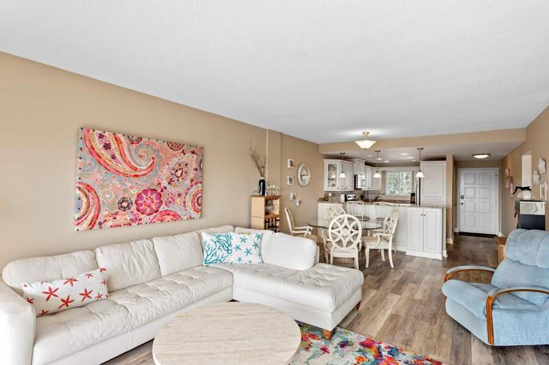 2 bedroom Condominium at 1200 N Shore Drive #407, Shore Crest Condo, St Petersburg — photo 3