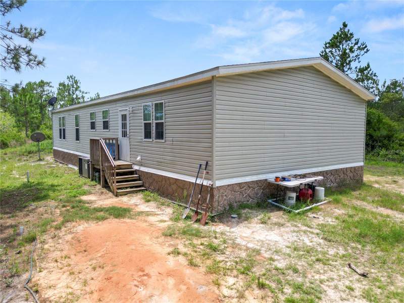3 bedroom Manufactured Home at 3450 Salyers Road, Not In Subdivision, Clermont — photo 5