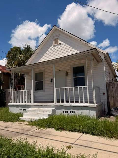 2323 W Chestnut Street, home for sale in Tampa 33607