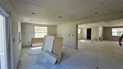 5519 Denver Street, St Petersburg FL - photo 16 of 58