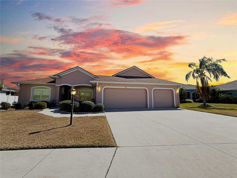 4 bedroom Single Family Residence at 9011 Province Street, Laurel Meadows, Sarasota — photo 1