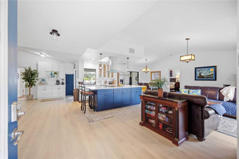 3 bedroom Single Family Residence at 12038 Florence Avenue, Port Charlotte Sec 067, Port Charlotte — photo 3