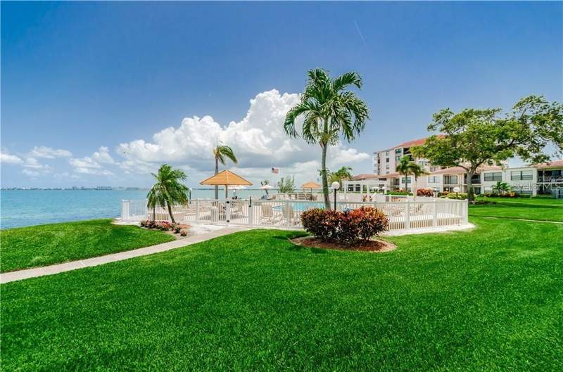 2 bedroom Condominium at 6265 Sun Boulevard #805, Casa Del Mar Condo IV, St Petersburg — photo 5