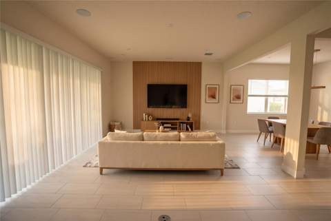 8087 Fenton Street, Orlando FL - photo 8 of 34