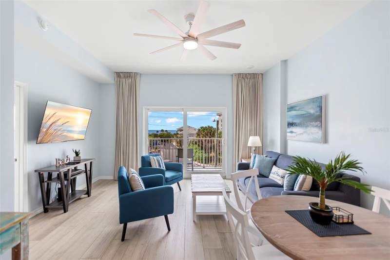 2 bedroom Condominium at 13101 Gulf Boulevard #1302, Madeira Bay Resort I Condo, Madeira Beach — photo 5
