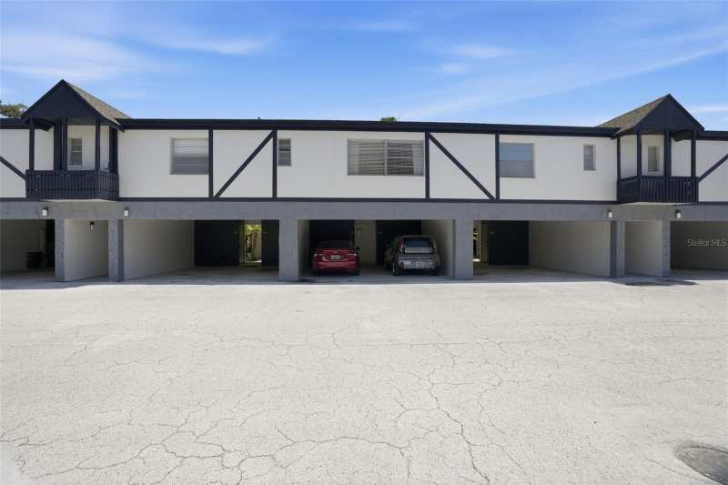 3 bedroom Condominium at 1127 King Arthur Court #316, King Arthurs Court Condo, Dunedin — photo 1