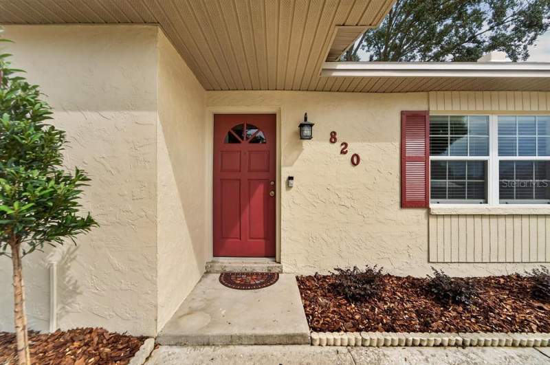 3 bedroom Single Family Residence at 820 Blackberry Lane, Burlington Heights, Brandon — photo 2