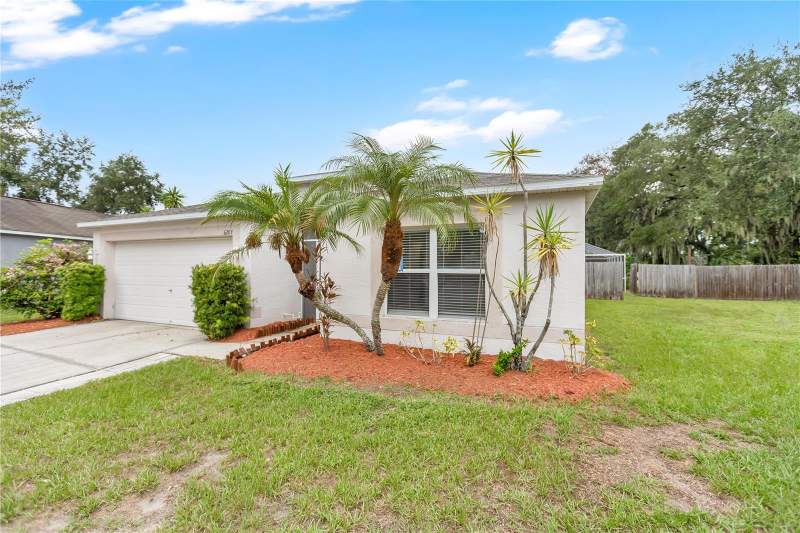 3 bedroom Single Family Residence at 6203 Venezia Place, Villages Of Lake St Charles, Riverview — photo 3