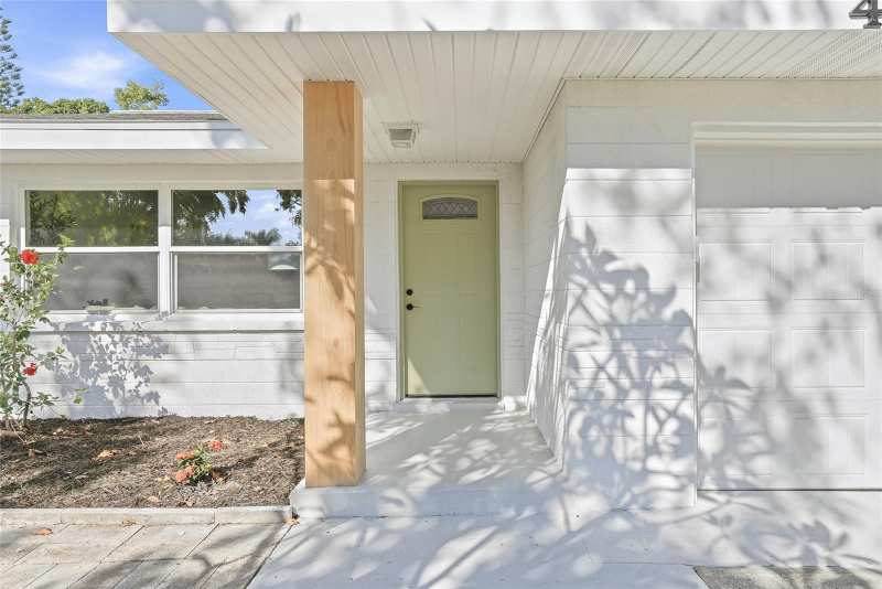 3 bedroom Single Family Residence at 4720 Mohegan Road, Edgewater Estates, St Petersburg — photo 1
