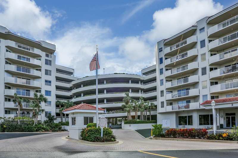 3 bedroom Condominium at 3 Oceans West Boulevard #7C1, Oceans Cloverleaf Condo, Daytona Beach — photo 1