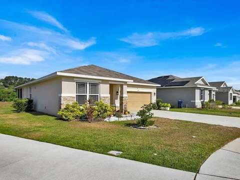 380 Lake Smart Circle, home for sale in Winter Haven 33881