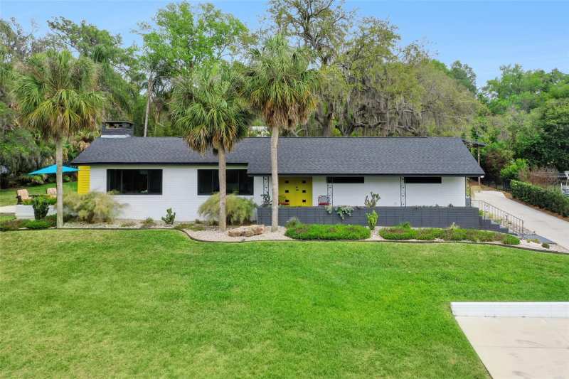 3 bedroom Single Family Residence at 10426 Lakeshore Drive, Crescent Cove Heights, Clermont — photo 1