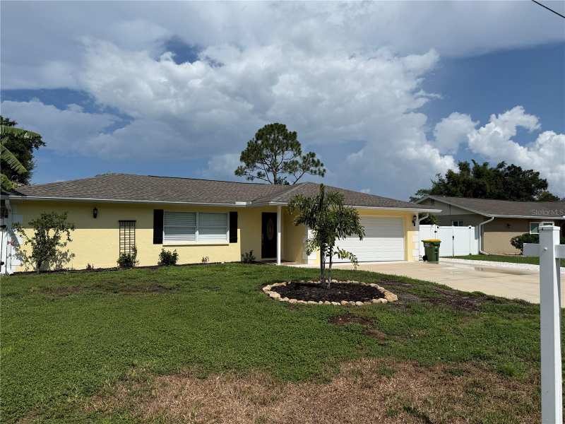 3 bedroom Single Family Residence at 98 Dade Avenue, Grerrs Homeland Rep, Sarasota — photo 1
