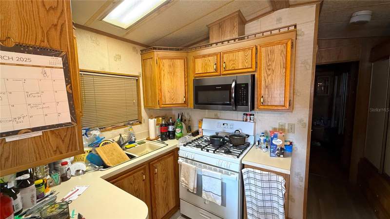 1 bedroom Manufactured Home at 52 Deer Run Drive, Holiday Travel Park Co-Op, Bunnell — photo 2