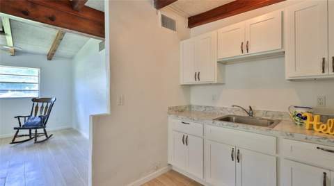 536 Dorothy Avenue, Daytona Beach FL - photo 6 of 6