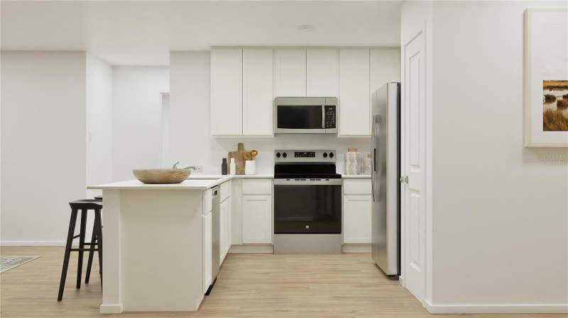 4 bedroom Single Family Residence at 270 CERAMIC LANE, WATERSTONE 40GC, GROVELAND — photo 3