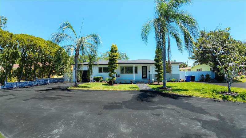 3 bedroom Single Family Residence at 936 Alcazar Way, Lakewood Estates Sec A, St Petersburg — photo 2