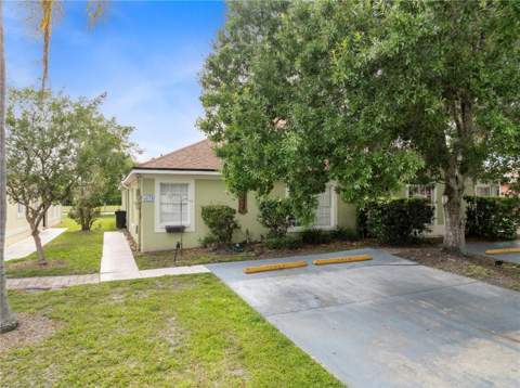1076 Universal Rest Place, Kissimmee FL - photo 6 of 24